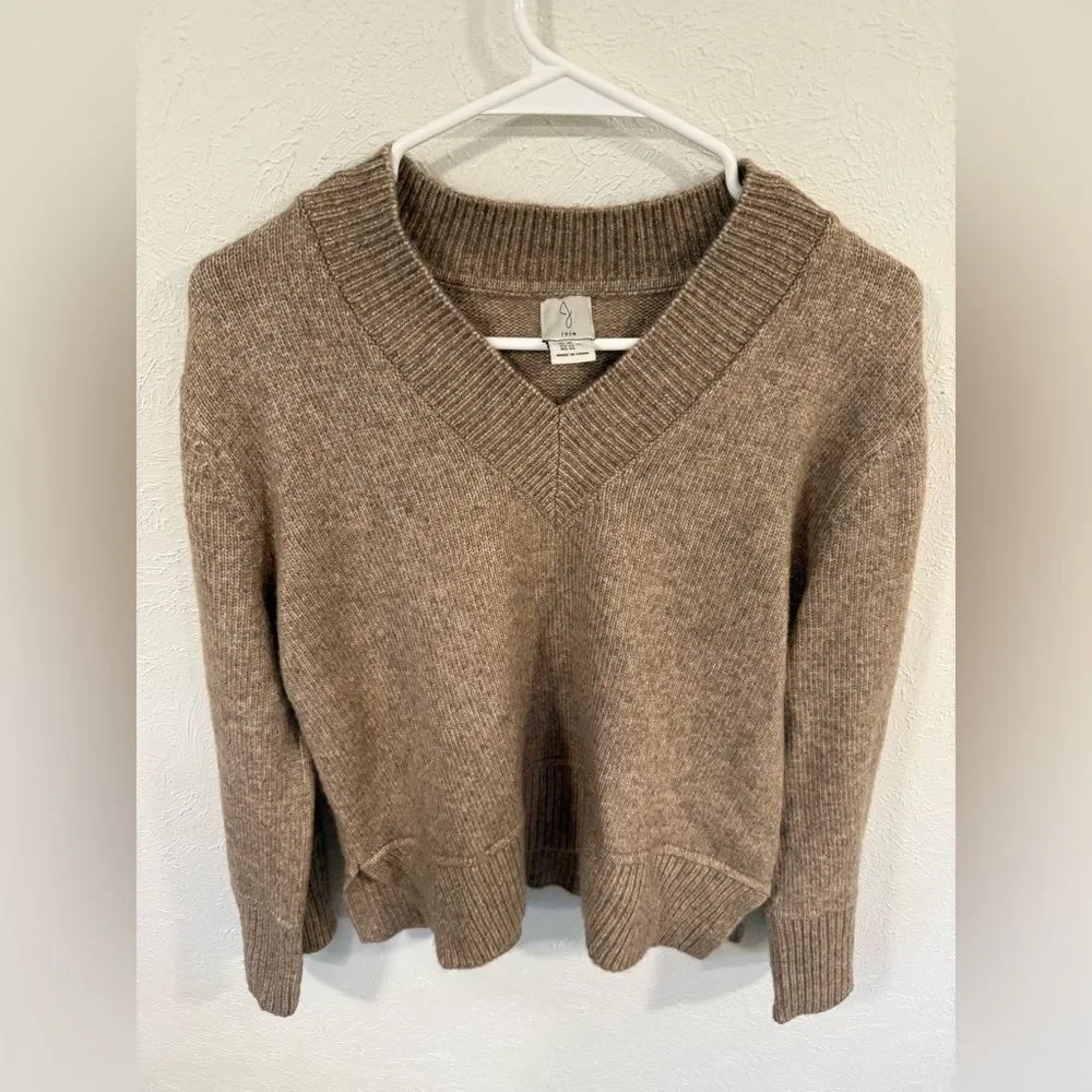 Joie V-Neck Brown Sweater XS EUC